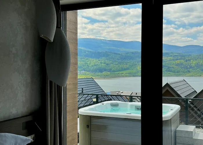 Lodge W Hill Karkonosze & Sosnowka (Jelenia Gora)